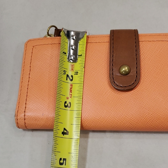 Fossil Orange and Brown Leather Wallet with Smooth Finish - Picture 7 of 7